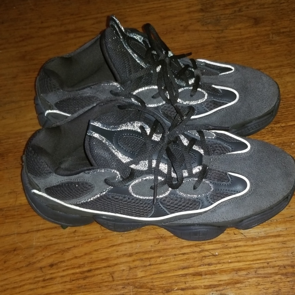 Utility Black Yeezy 500